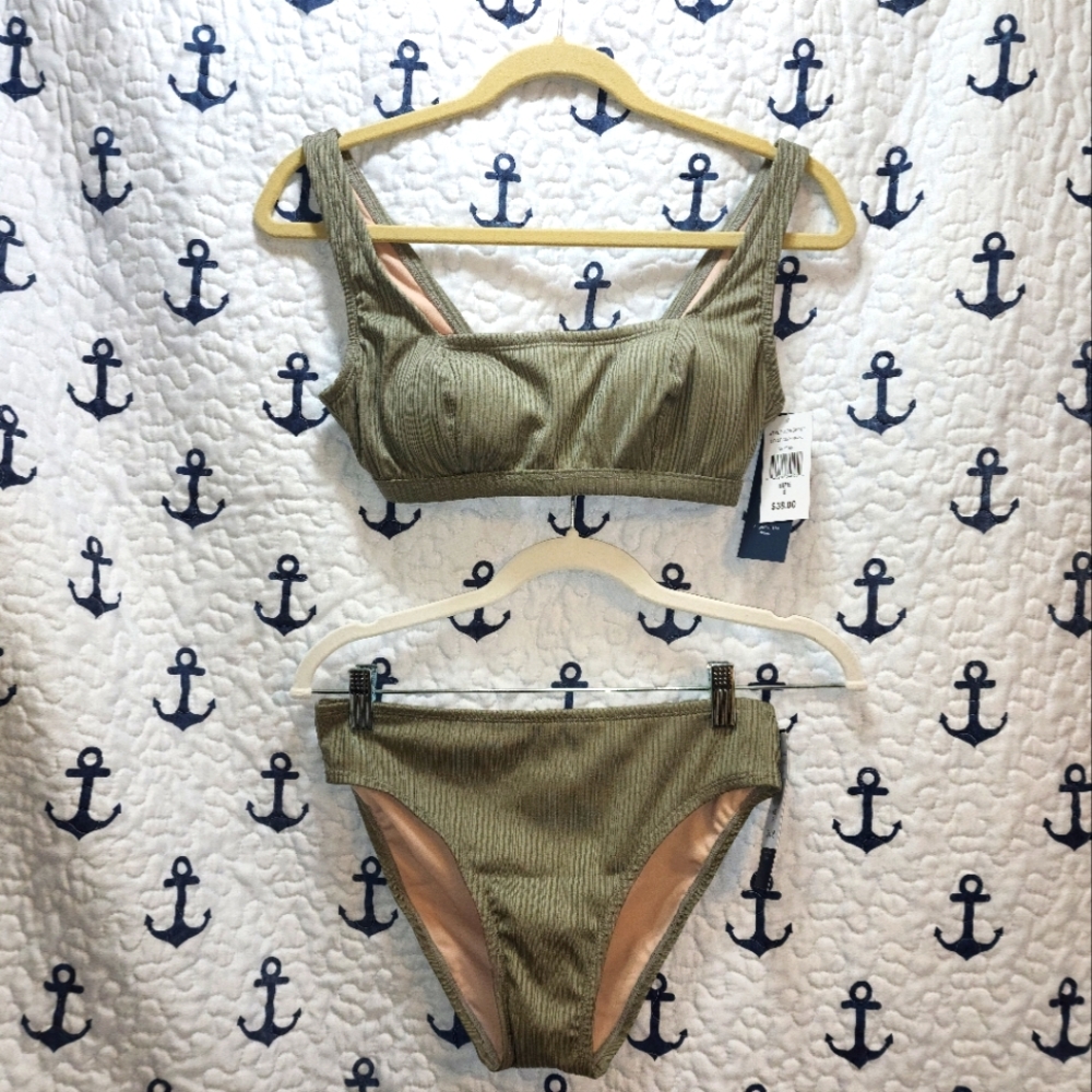 NWT Bathing Suit Size S by Aqua Couture